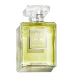 Chanel perfume Nº19 Poudré 